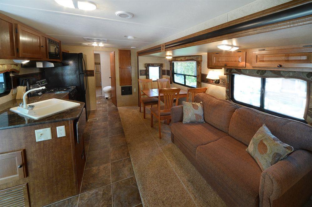 Lake George Escape - Campground Warrensburg Exterior photo