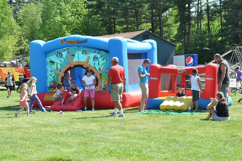 Lake George Escape - Campground Warrensburg Exterior photo